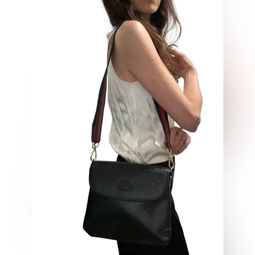 Gucci Black and Red Crossbody Bag with Textured Finish - Picture 11 of 13